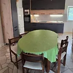 Apartments By The Sea Mirca, Brac - 5655 Apartment Mirca (Brac)
