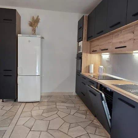Apartments By The Sea Mirca, Brac - 5655 Mirce