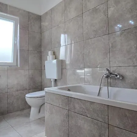 Apartments By The Sea Mirca, Brac - 5655